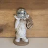 Zwerg mit Disco-Kugel